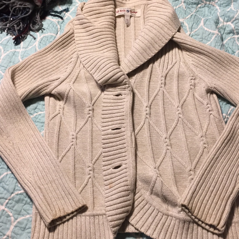 Button sweater. Oatmeal color.